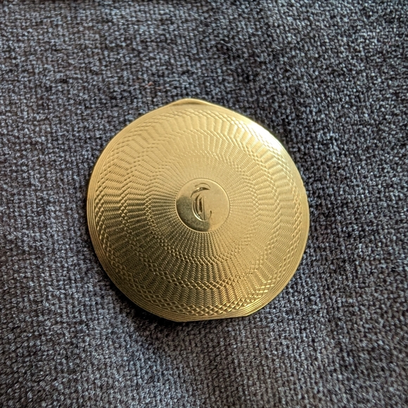 Vintage Gold Locket with Portrait - Picture 3 of 4